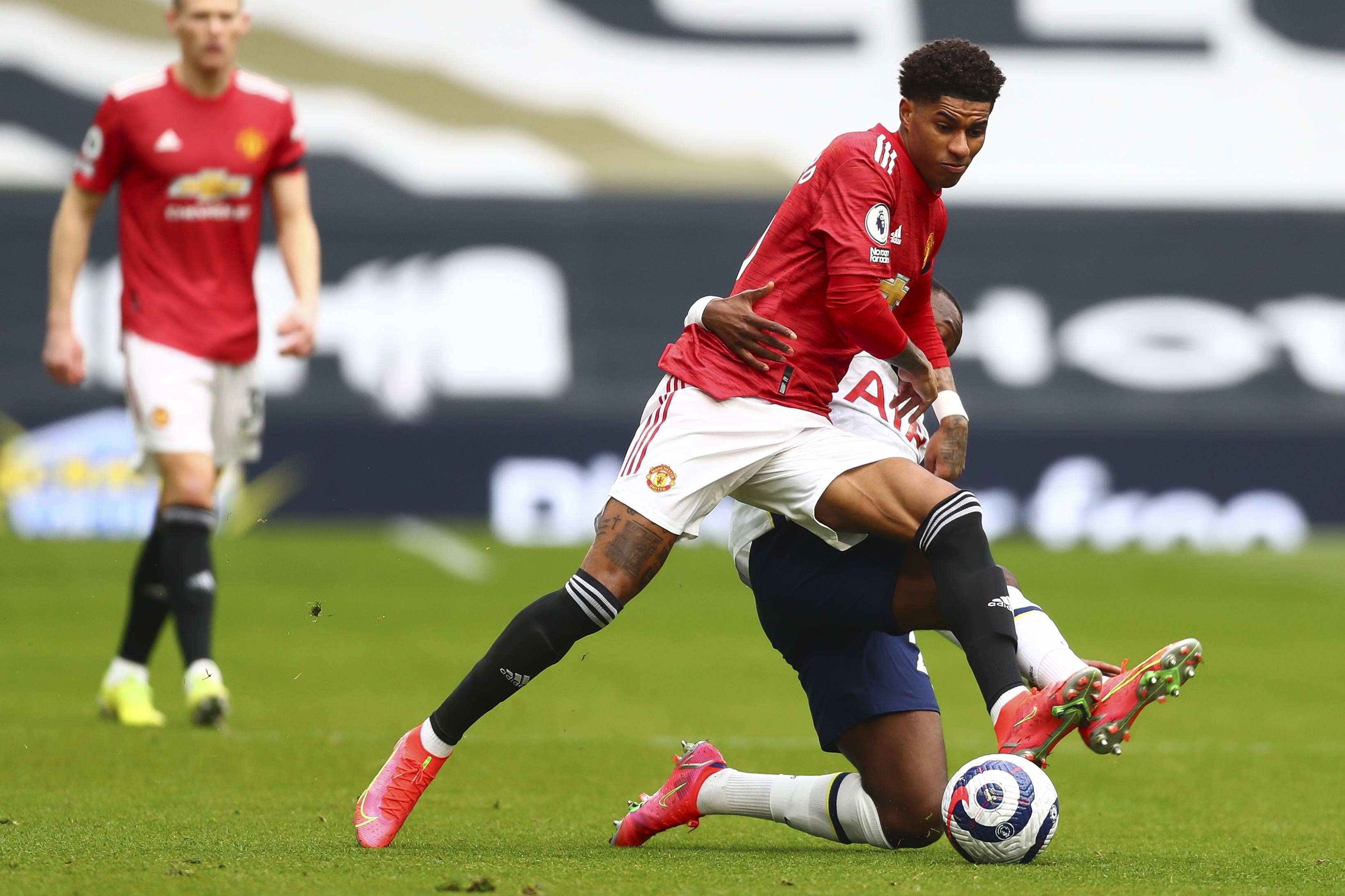 各自砍下2 各自砍下2