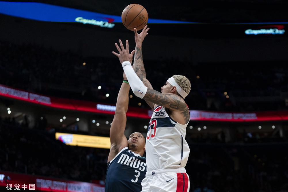 在前锋线上 在前锋线上